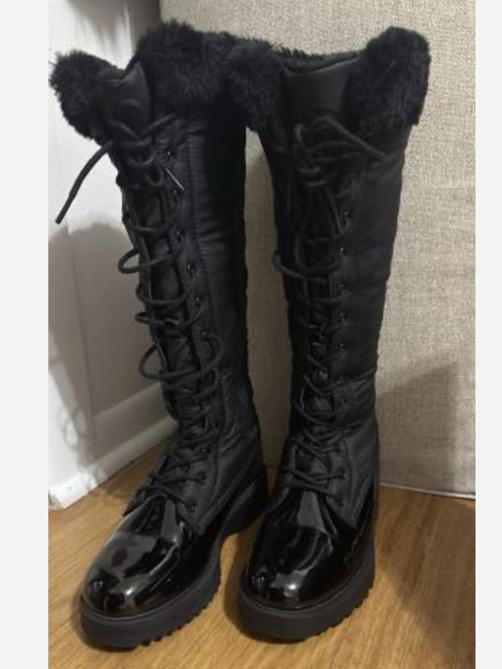 Women's Black Faux-Fur Trim Lace-Up Knee Boots